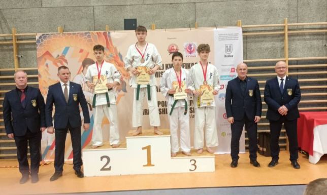 Kararatecy z medalami w Kaliszu i Tomaszowie Lubelskim  kwalifikacje karate do Mistrzostw Europy dla Seniorów i Juniorów