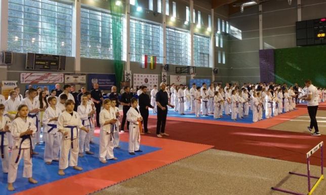 Suwalscy karatecy walczyli o puchar Wielkich Jezior Mazurskich