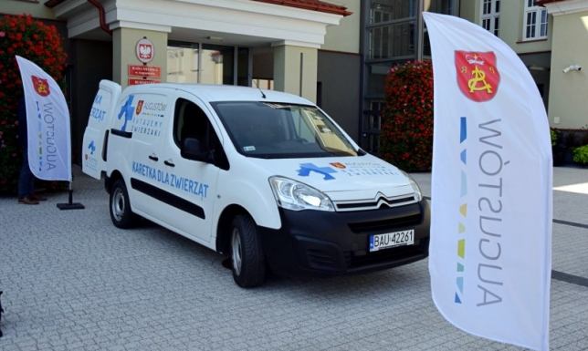 W Augustowie działa karetka dla zwierząt Karetka dla zwierząt i uruchomienie systemu ratowania poszkodowanych zwierzaków
