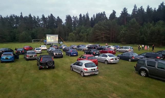 Filmy pod chmurką w gminie Suwałki