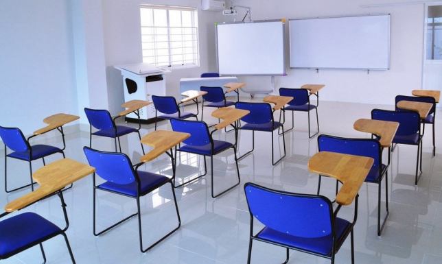 Czy nauczyciele powinni zarabiać więcej od dyrektorów? Informacja na temat wynagrodzeń nauczycieli w Suwałkach w 2020 roku