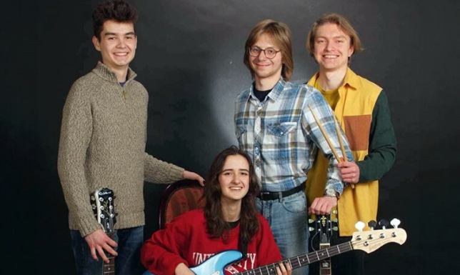 Koncert Muzyki Młodej Generacji: Dusty Rusty Rock BAND Formacja powstała z połączonych sił grupy Pancermałpa i Akademia Bluesa