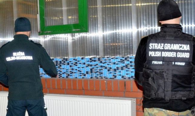 1000 paczek papierosów z białoruskimi znakami akcyzy