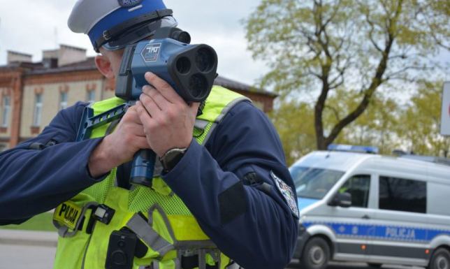 132 wykroczenia i 3 zatrzymane dowody rejestracyjne działania kontrolno-prewencyjnych pod nazwą „Prędkości”
