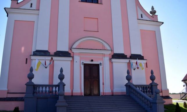 Wprowadzenie relikwii błogosławionego kardynała Stefana Wyszyńskiego