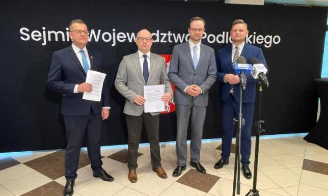 sprzeciw wobec planowanej konsolidacji szpitali i stacji pogotowia