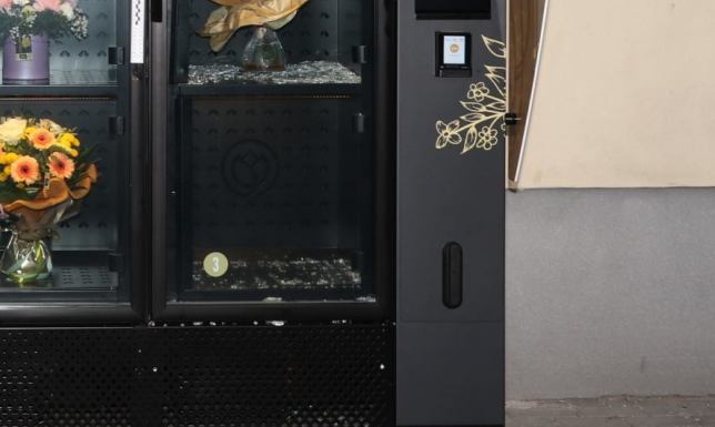 policjanci zatrzymali 17-latka, podejrzanego o włamanie się do kwiatomatu