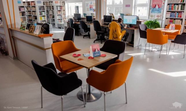 Fundusze europejskie odmieniły Bibliotekę Publiczną Miasta i Gminy Łapy