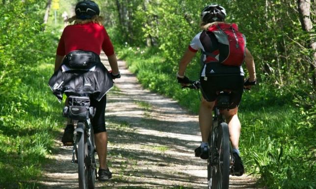 XXII Lato na rowerze z PTTK jednodniowy rajd rowerowy, którego celem jest popularyzacja aktywnego wypoczynku