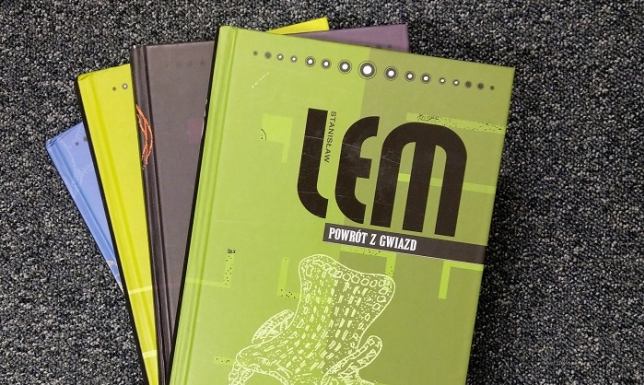 Konkurs fotograficzny "Niebo gwiaździste nad Suwałkami" Biblioteka Publiczna w Suwałkach, setna rocznica urodzin Stanisława Lema