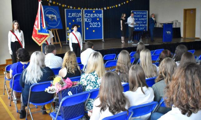 Uroczyste zakończenie roku szkolnego w suwalskich szkołach