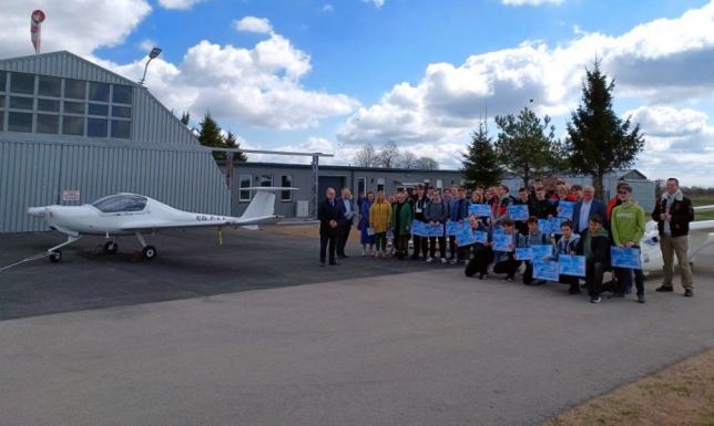  ogłoszenie wyników i rozdanie nagród w Międzyszkolnym Konkursie Wiedzy o Lotnictwie