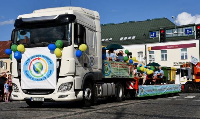 całkowite zamknięcie dla ruchu kołowego ul. A. Wajdy