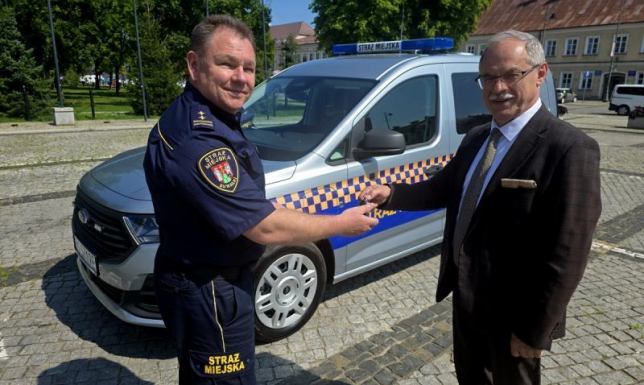 Straż Miejska w Suwałkach zyskała nowy, specjalistyczny pojazd