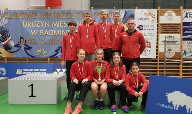 Brązowy medal w kategorii młodzicy wywalczyli zawodnicy Suwalskiego Klubu Badmintona
