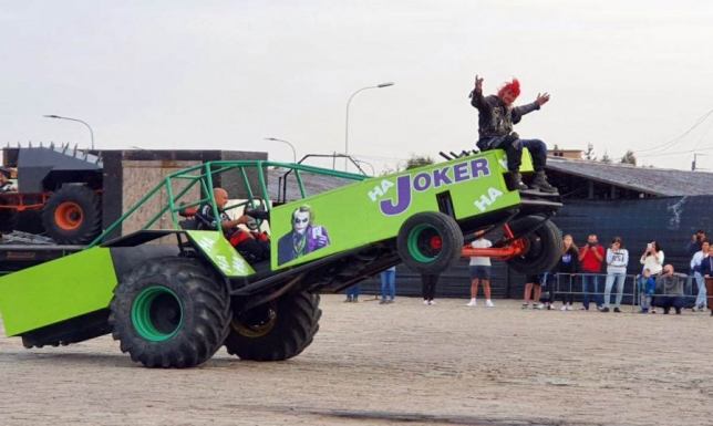 Kaskaderskie popisy w Suwałkach Monster Truck SHOW Suwałki