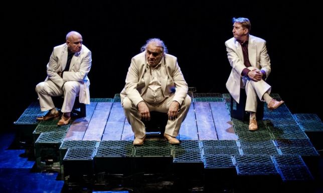 Mrożek na fali. “Na pełnym morzu” w SOK - wygraj zaproszenie na spektakl Spektakl Sławomira Mrożka w Suwalskim Ośrodku Kultury