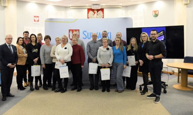 Nagrody za świąteczne dekoracje w Urzędzie Miasta w Suwałkach