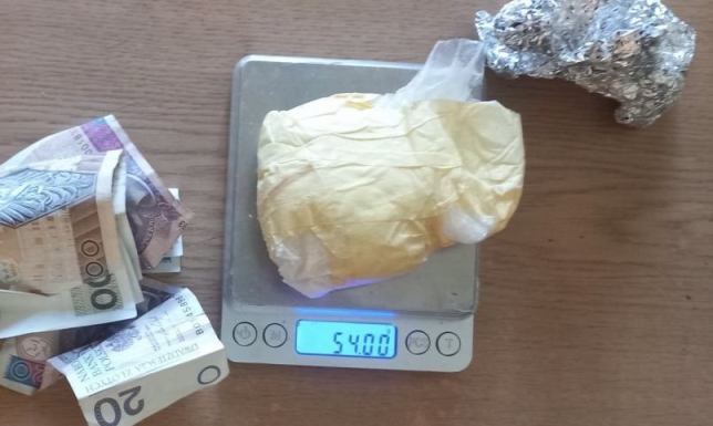 Do 10. lat więzienia za kryształ Suwalczanin podejrzany o posiadanie znacznej ilości substancji psychotropowej