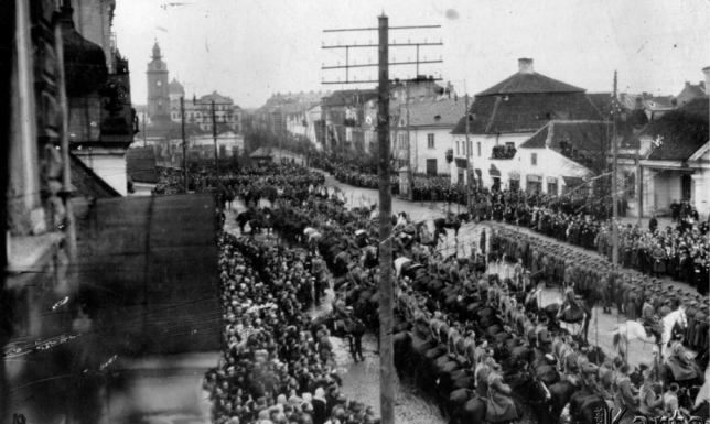 Mobilny Wirtualny Teatr Historii „Niepodległa” zawita do Suwałk Mobilny Wirtualny Teatr Historii „Niepodległa” zawita do Suwałk