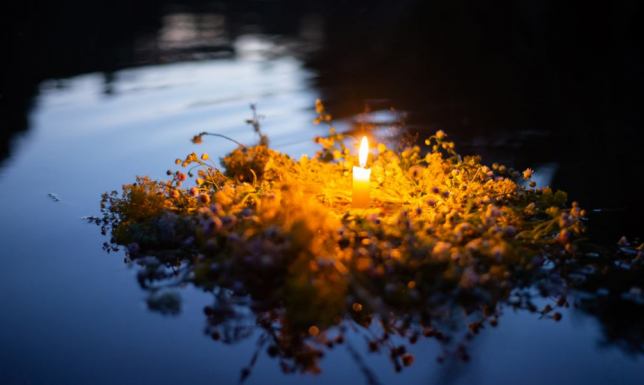 W piątek Noc Kupały nad Czarną Hańczą Stare słowiańskie zwyczaje związane z letnim przesileniem Słońca