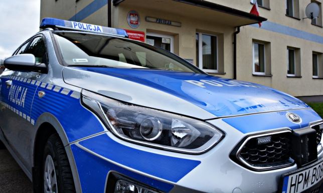 Nowy radiowóz trafił na posterunek w Filipowie Nowy radiowóz oficjalnie przekazany policjantom z Posterunku Policji w Filipowie