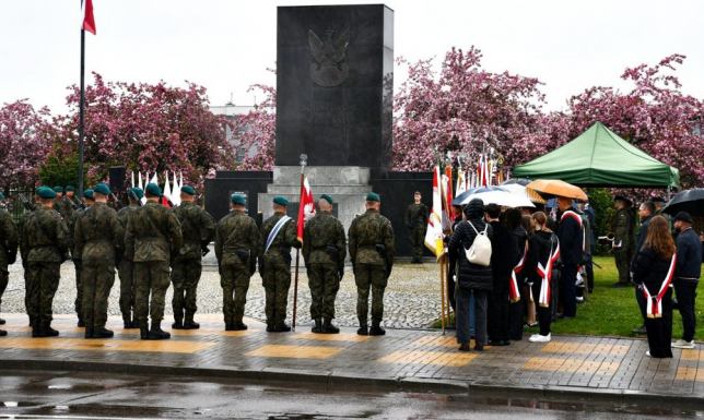 Obchody Narodowego Dnia Zwycięstwa w Suwałkach