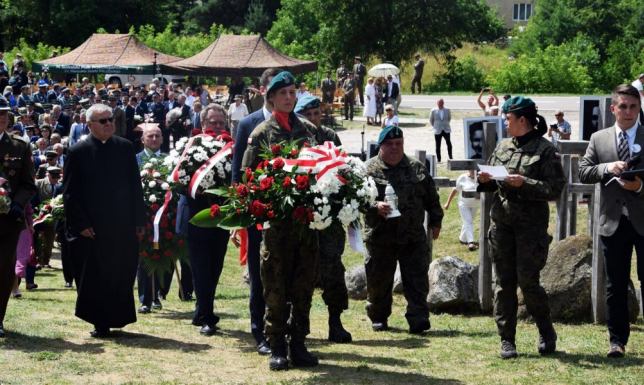 Obchody Ustawowego Dnia Pamięci Ofiar Obławy Augustowskiej Rocznica Obławy Augustowskiej na Wzgórzu Krzyży w Gibach