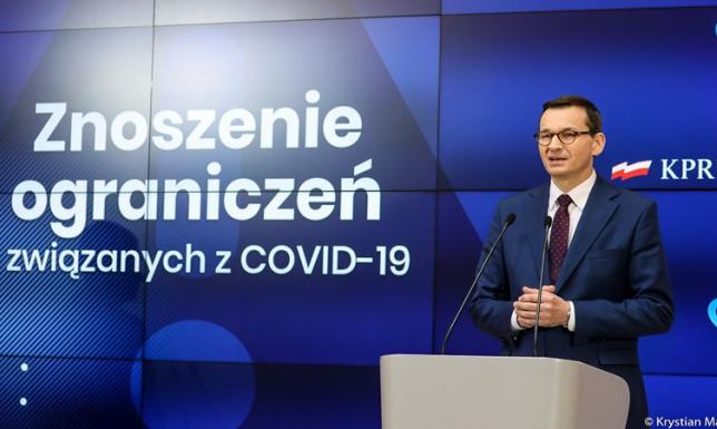 Od 18 maja pójdziemy do fryzjera, kosmetyczki i restauracji