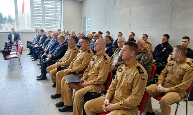 Zanotowano ogółem 1038 zdarzeń, w tym pożarów 268,