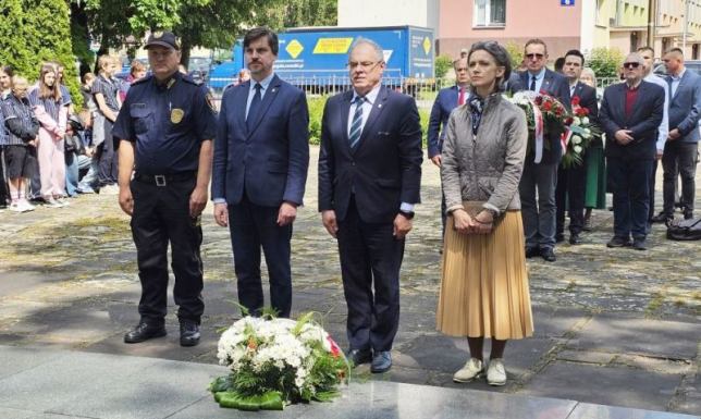 Narodowy Dzień Pamięci Ofiar Niemieckich Nazistowskich Obozów Koncentracyjnych