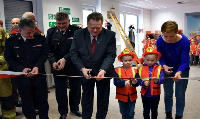Strażacy z nową salą edukacyjną OGNIK