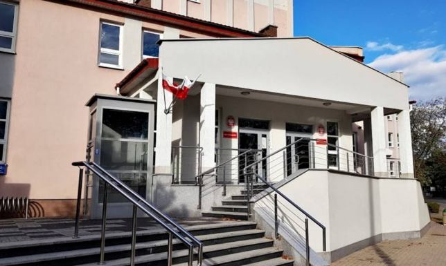 Ekspedientka uniewinniona za nieobsłużenie klientki Bez mandatu za nieobsłużenie klientki