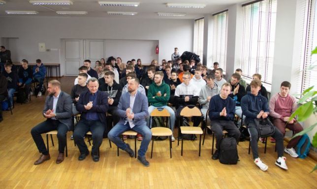 Miasto uruchamia Ośrodek Karier Suwalskich Absolwentów Miasto Suwałki uruchamia projekt OKSA