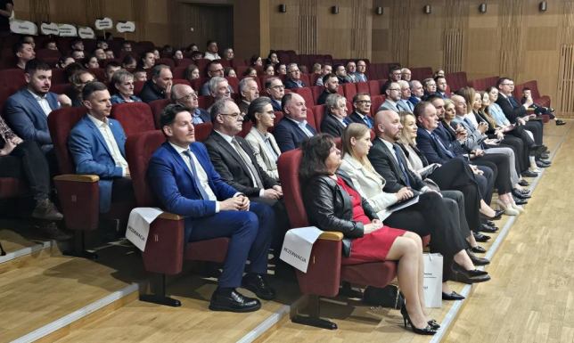 Oficjalne Otwarcie Ogólnopolskiej Olimpiady Młodzieży w Suwałkach ceremonia oficjalnego otwarcia Olimpiady w Szkole Muzycznej