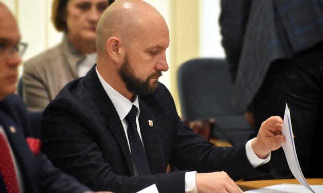 Zapewnienie wszystkim uczniom dostępu do zdrowego i pełnowartościowego posiłku