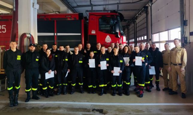 egzamin kończący szkolenie podstawowe dla strażaków ratowników