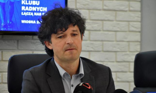 Interpelacja w sprawie dostępności roślinnych posiłków w stołówkach