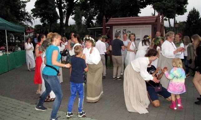 XVII Palinocka nad Rospudą Spotkanie w budynku Gminnego Ośrodka Kultury w Raczkach