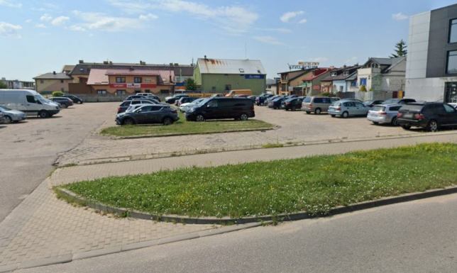 Parking przy Nowomiejskiej przejdzie remont  remont nawierzchni parkingu zlokalizowanego przy ul. Nowomiejskiej