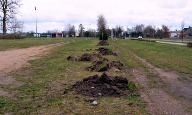 Będzie to zaplecze dla cmentarza, targowiska miejskiego oraz kompleksu sportowego przy ulicy Zarzecze.