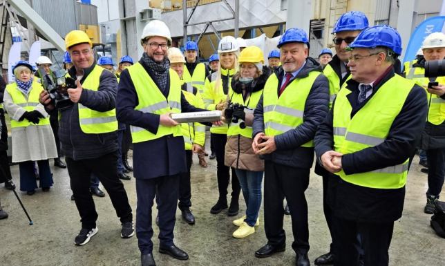 budowa nowych kotłów parowych zasilających turbozespół PEC