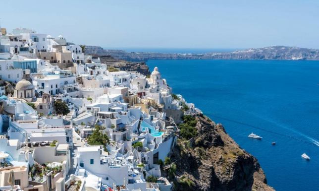 ZA CO POLACY KOCHAJĄ GRECJĘ? WYJAŚNIAMY