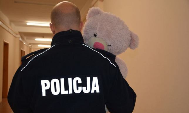 Pijany ojciec spacerował z 2-letnią córką Ponad 2,4 promila alkoholu w organizmie miał 35-letni mężczyzna
