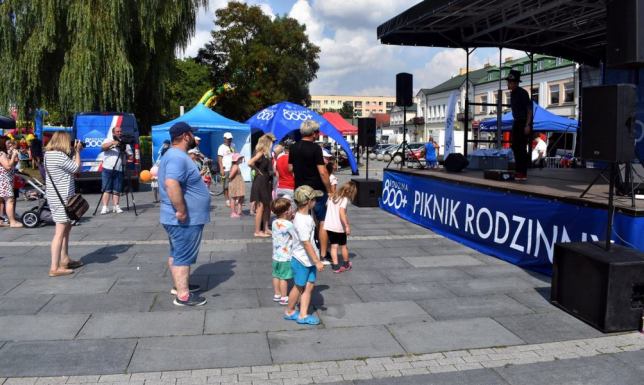 Kampania informacyjna na temat zmian w programie Rodzina 500+