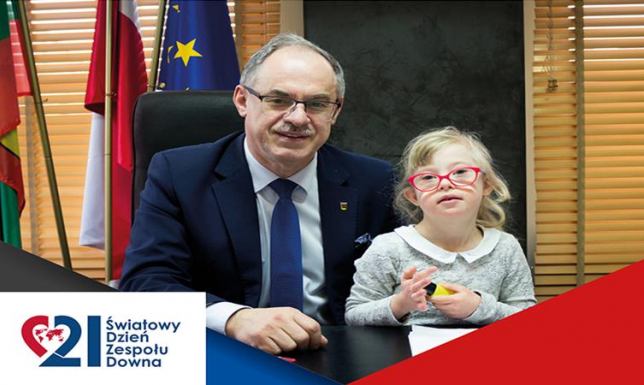 W sobotę nałóżmy kolorowe skarpety nie do pary 