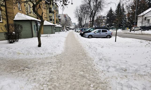 Prognozowane są opady marznącego deszczu powodujące gołoledź