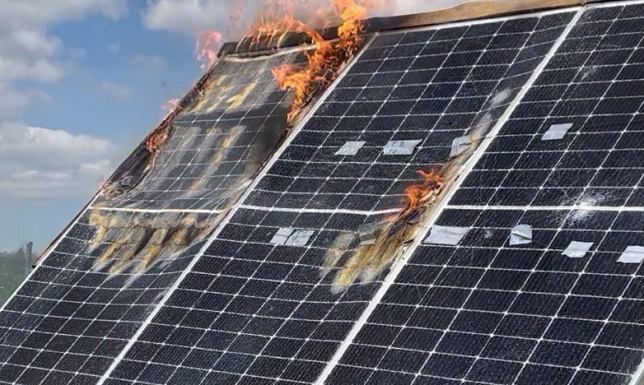 projekt innowacyjnego urządzenia gaśniczego do instalacji fotowoltaicznych