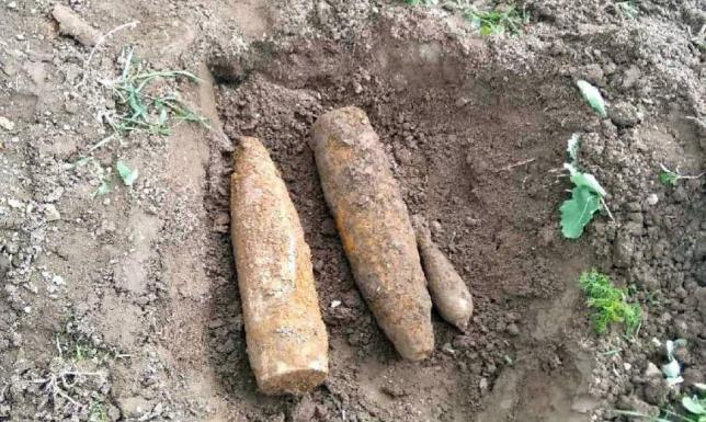 Znaleźli pociski w Czerwonce - DK 8 zablokowana