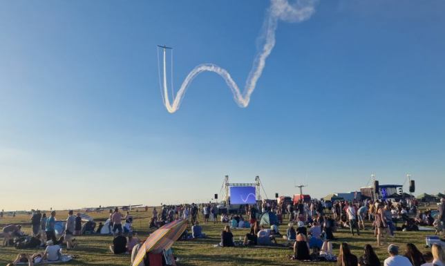 Air Show Odlotowe Suwałki Na lotnisku odbyła się kolejna edycja Odlotowe Suwałki Air Show